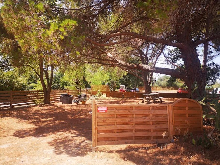 Maison Entiere Hameau Monastir Del Camp Passa Екстер'єр фото
